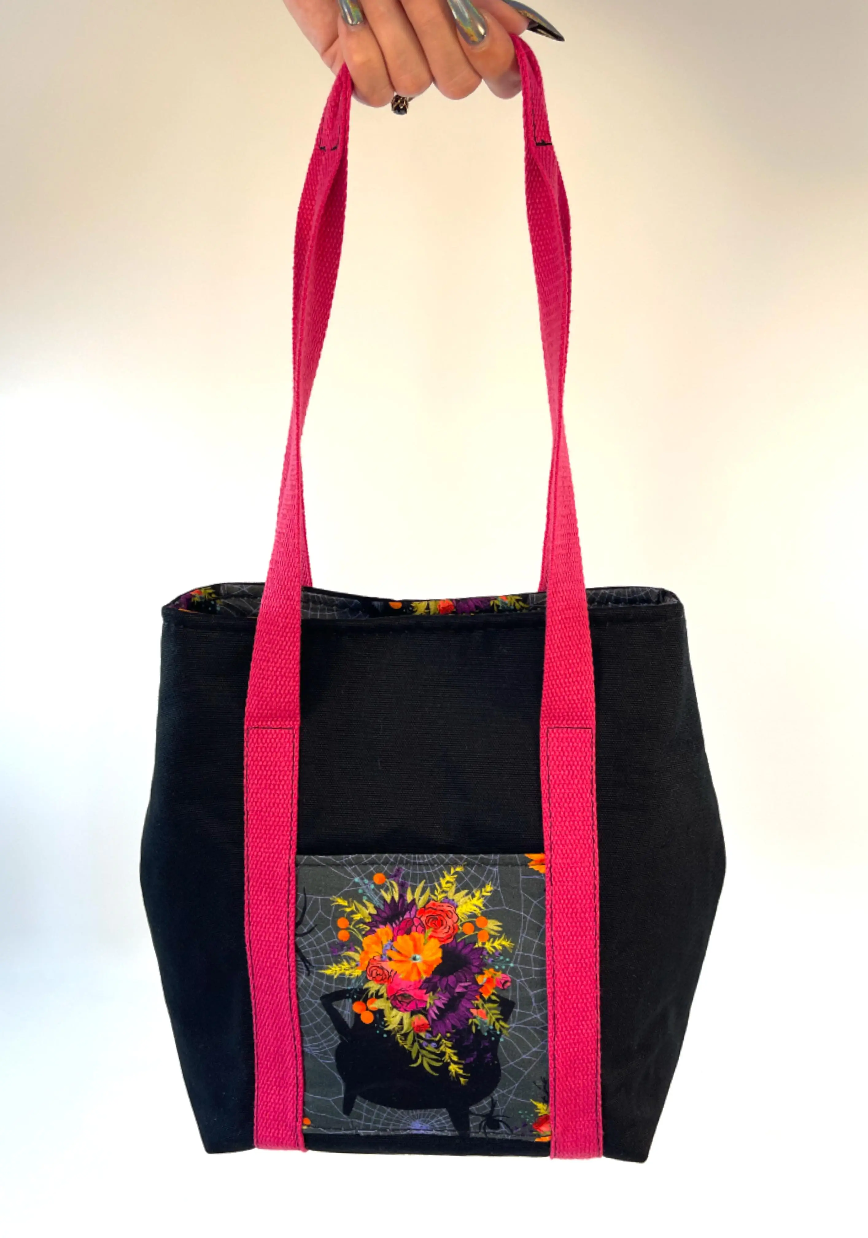 Dainty Doomsday (Witches Brew)